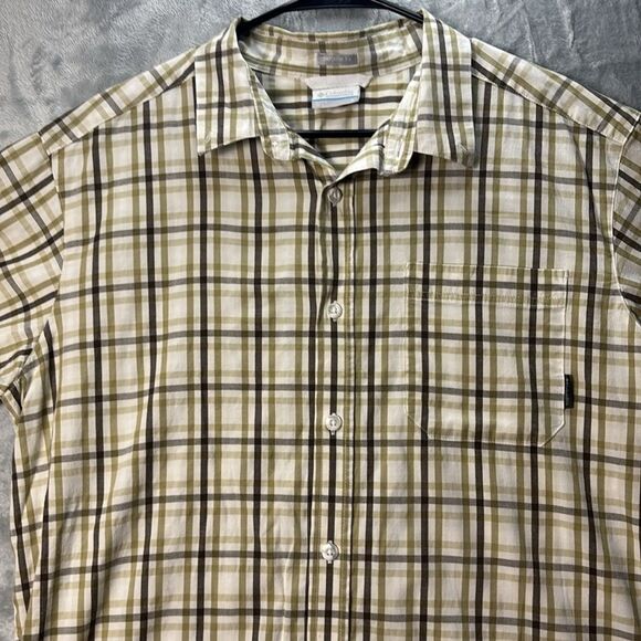 Columbia Plaid Green Brown Button Up Short Sleeved Collared Shirt Size L - Picture 2 of 10